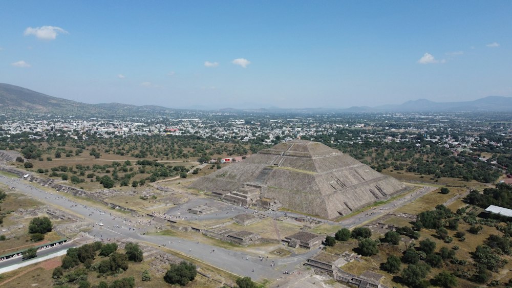 Piramidi sul pianeta: Teotihuacán viale dei morti